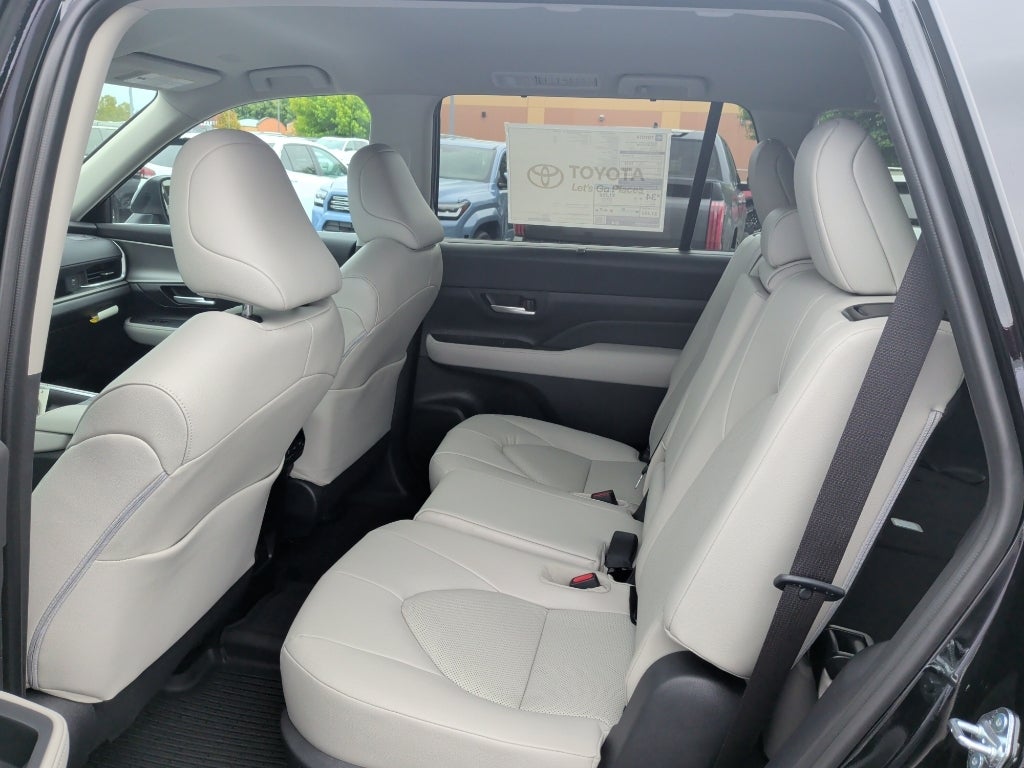 2026 Toyota Grand Highlander Hybrid Hybrid XLE