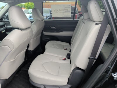 2026 Toyota Grand Highlander Hybrid Hybrid XLE