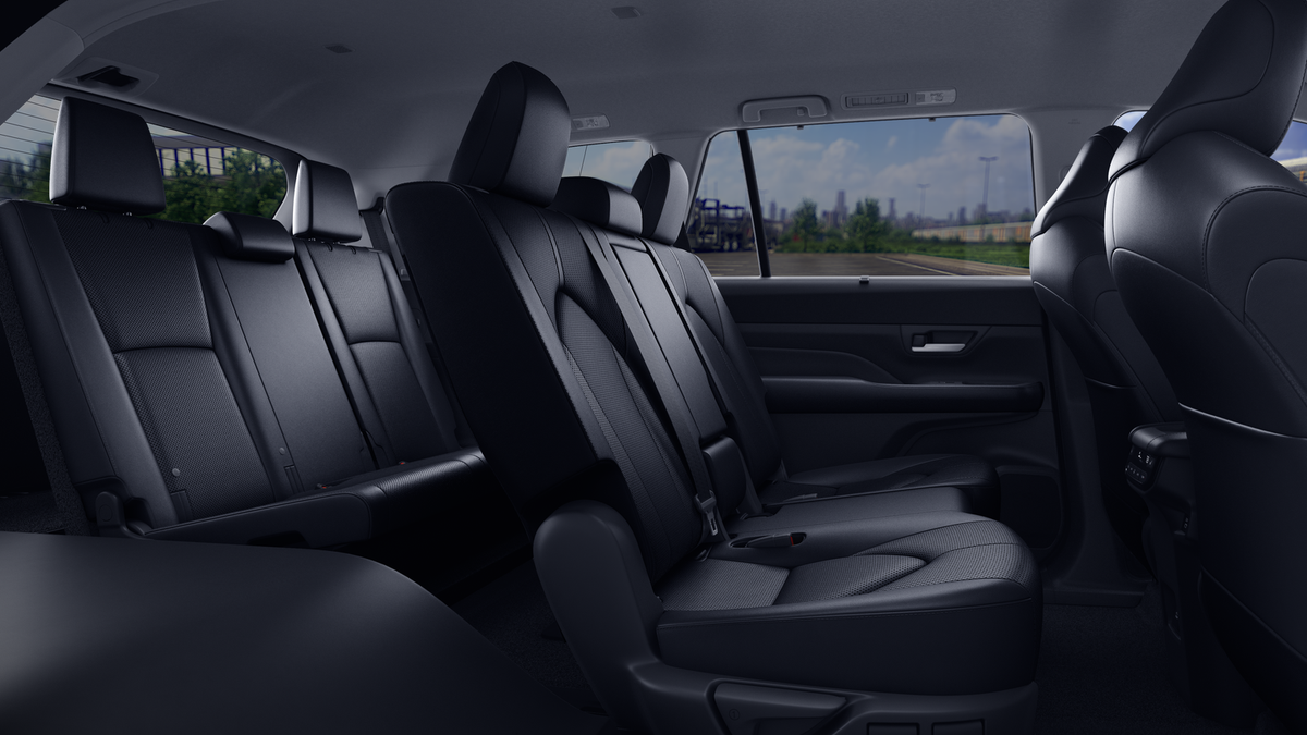 2026 Toyota Grand Highlander Hybrid Base