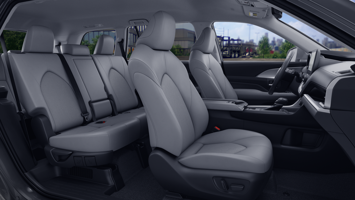 2026 Toyota Grand Highlander Hybrid Base