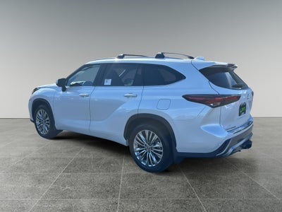2026 Toyota Highlander Platinum