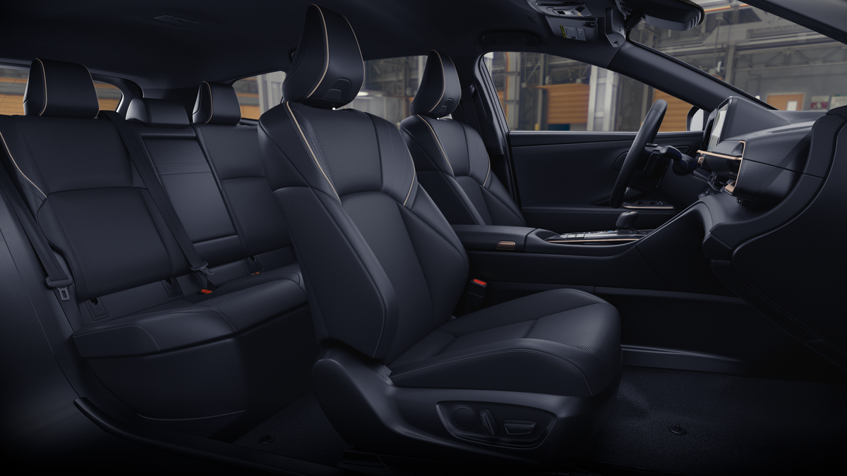 2026 Toyota Toyota Crown Signia Base