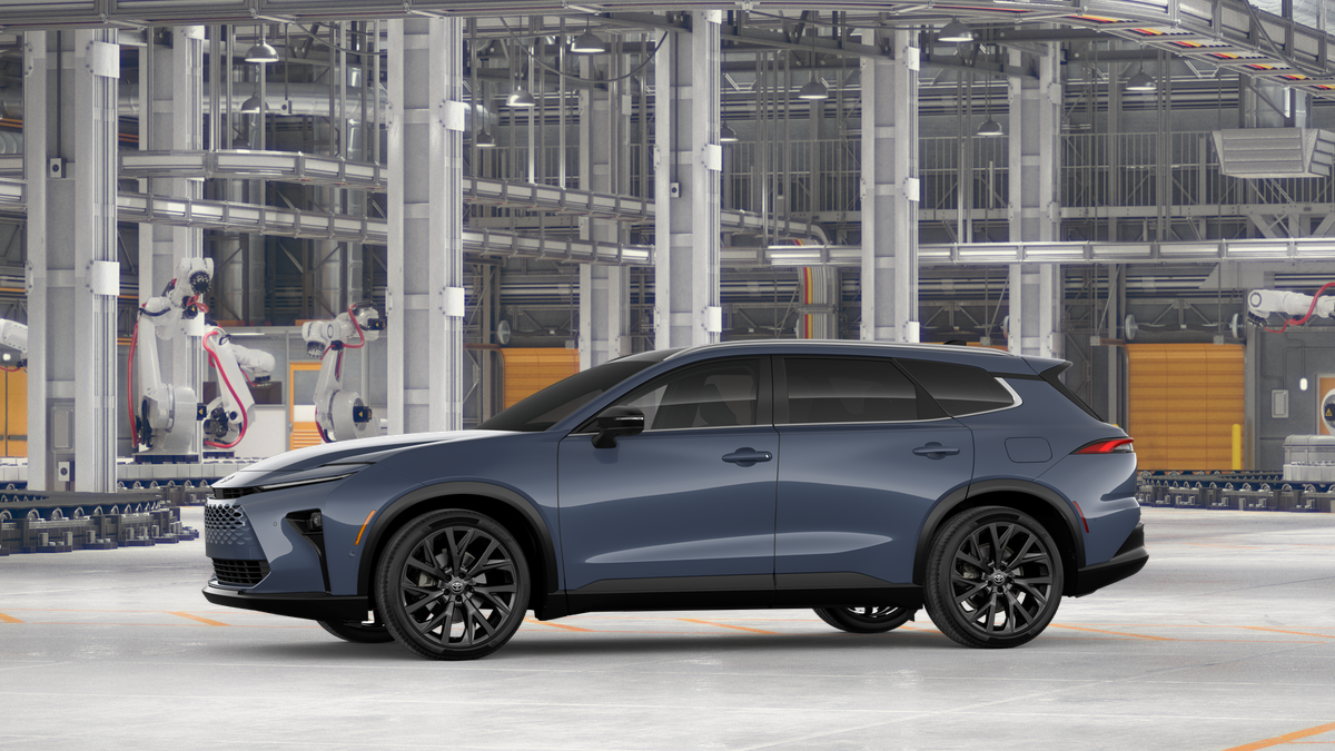 2026 Toyota Toyota Crown Signia Base