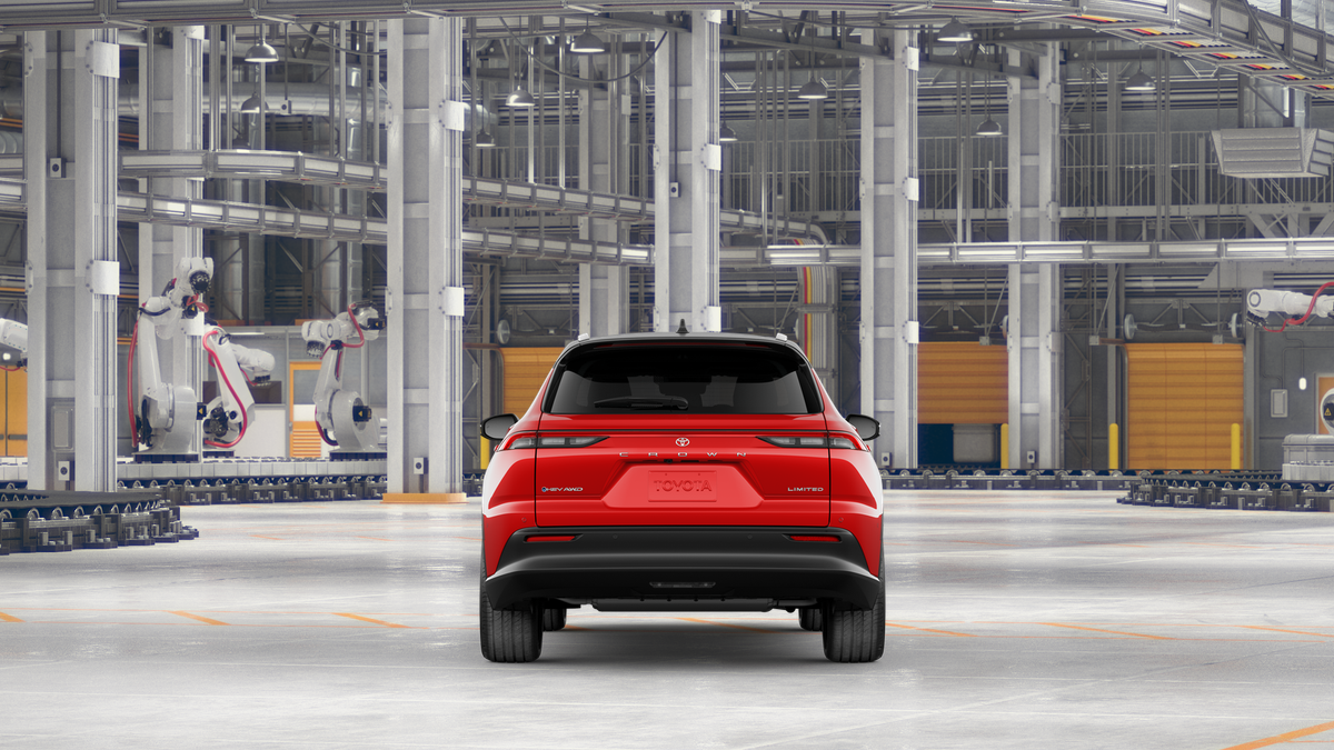 2026 Toyota Toyota Crown Signia Base