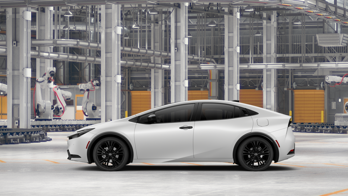2027 Toyota Prius Plug-in Hybrid Base