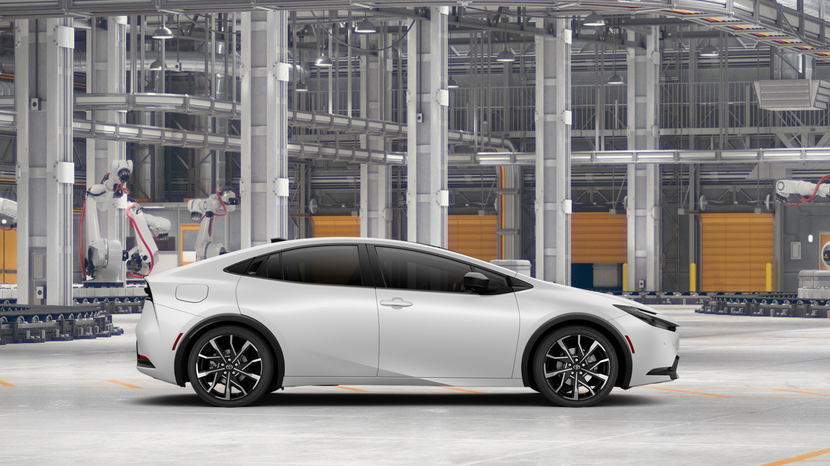 2027 Toyota Prius Plug-in Hybrid Base