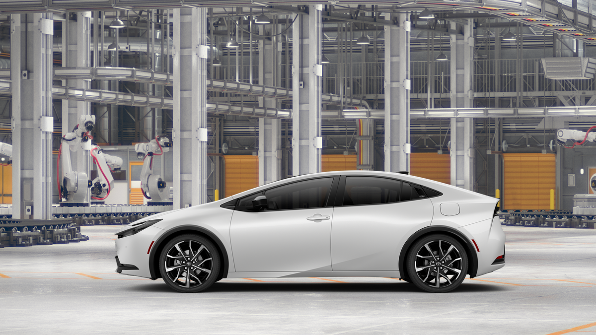 2027 Toyota Prius Plug-in Hybrid Base