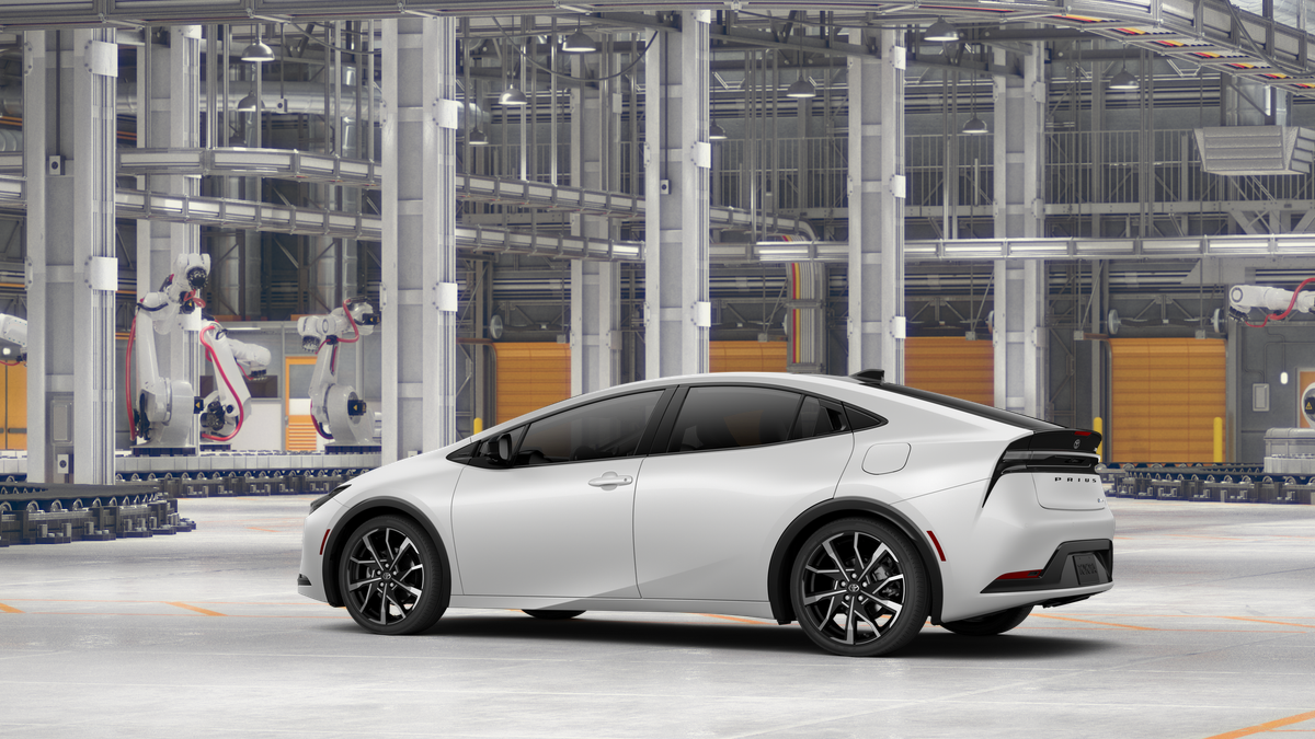2027 Toyota Prius Plug-in Hybrid Base