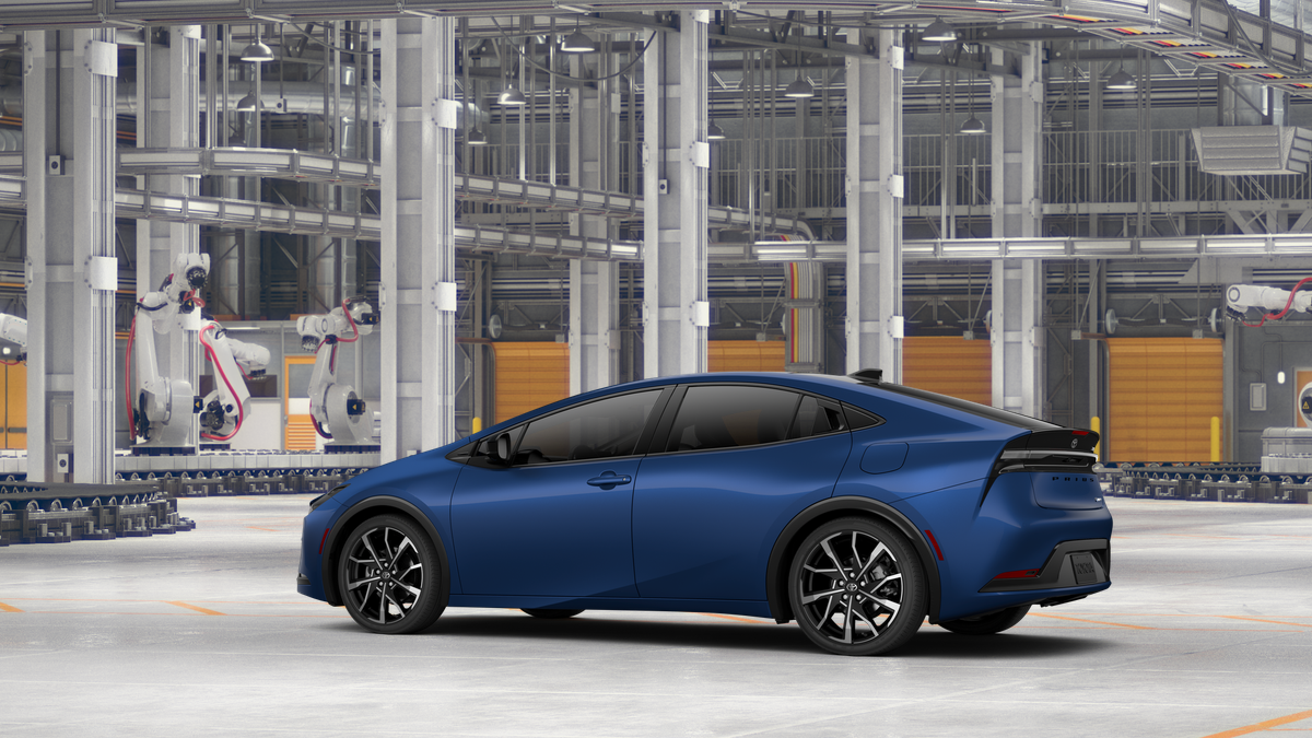 2027 Toyota Prius Plug-in Hybrid Base