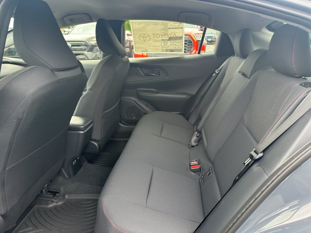 2026 Toyota Prius Plug-in Hybrid SE
