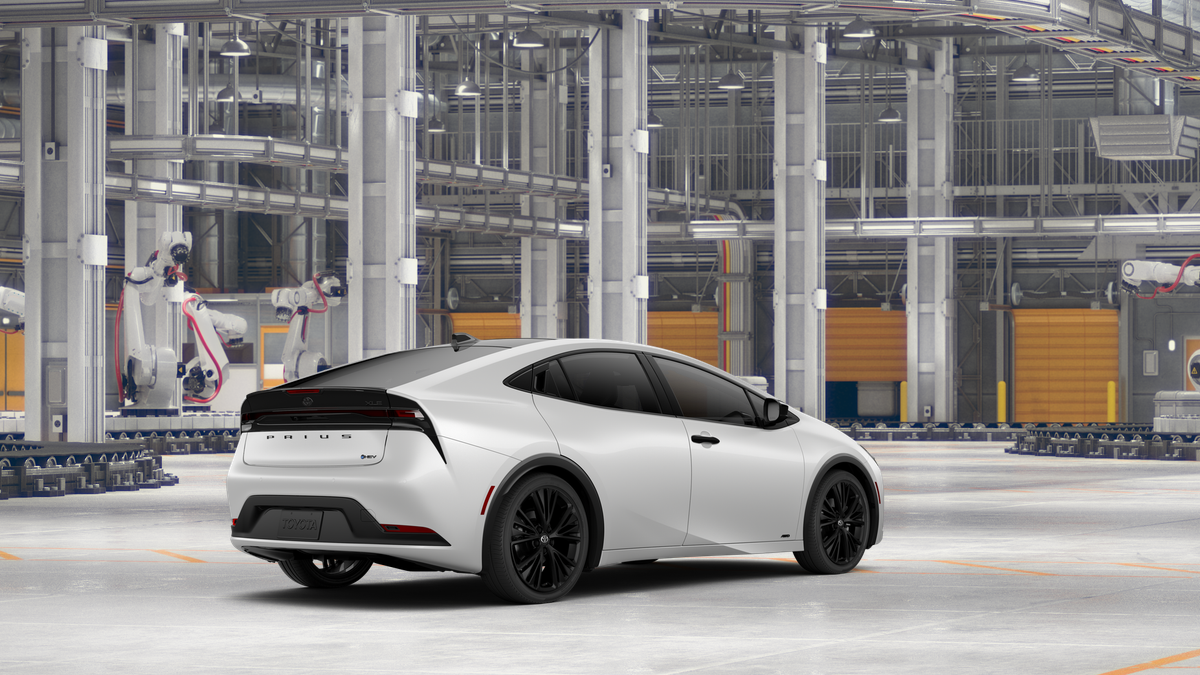 2027 Toyota Prius Base
