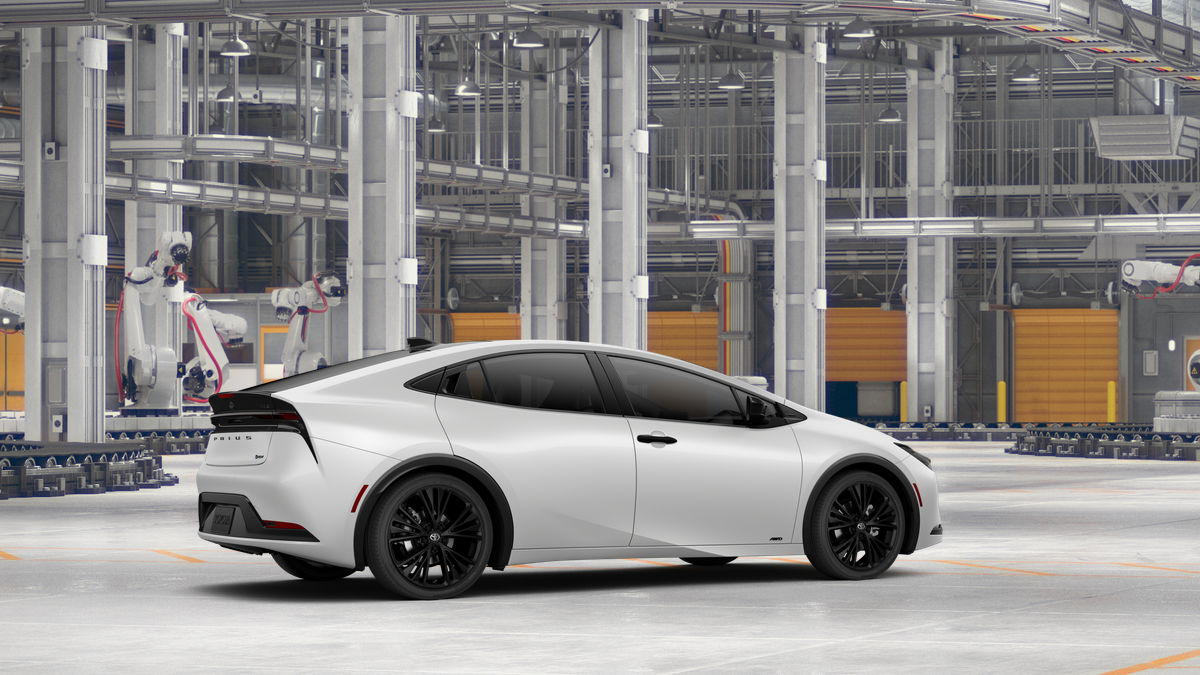 2027 Toyota Prius Base