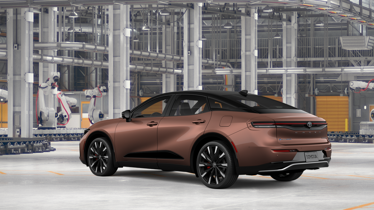 2027 Toyota Toyota Crown Platinum