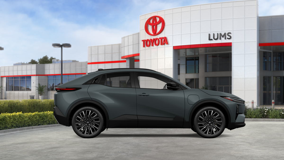 2026 Toyota C-HR Base