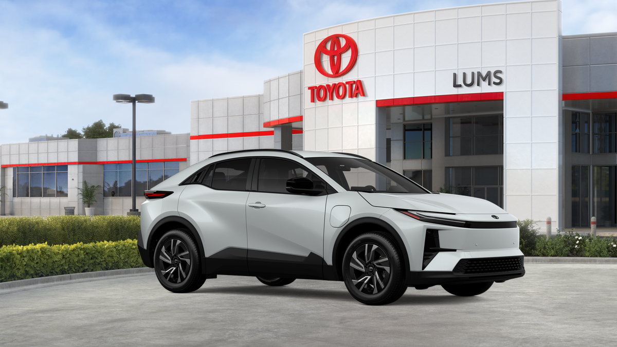 2026 Toyota C-HR Base