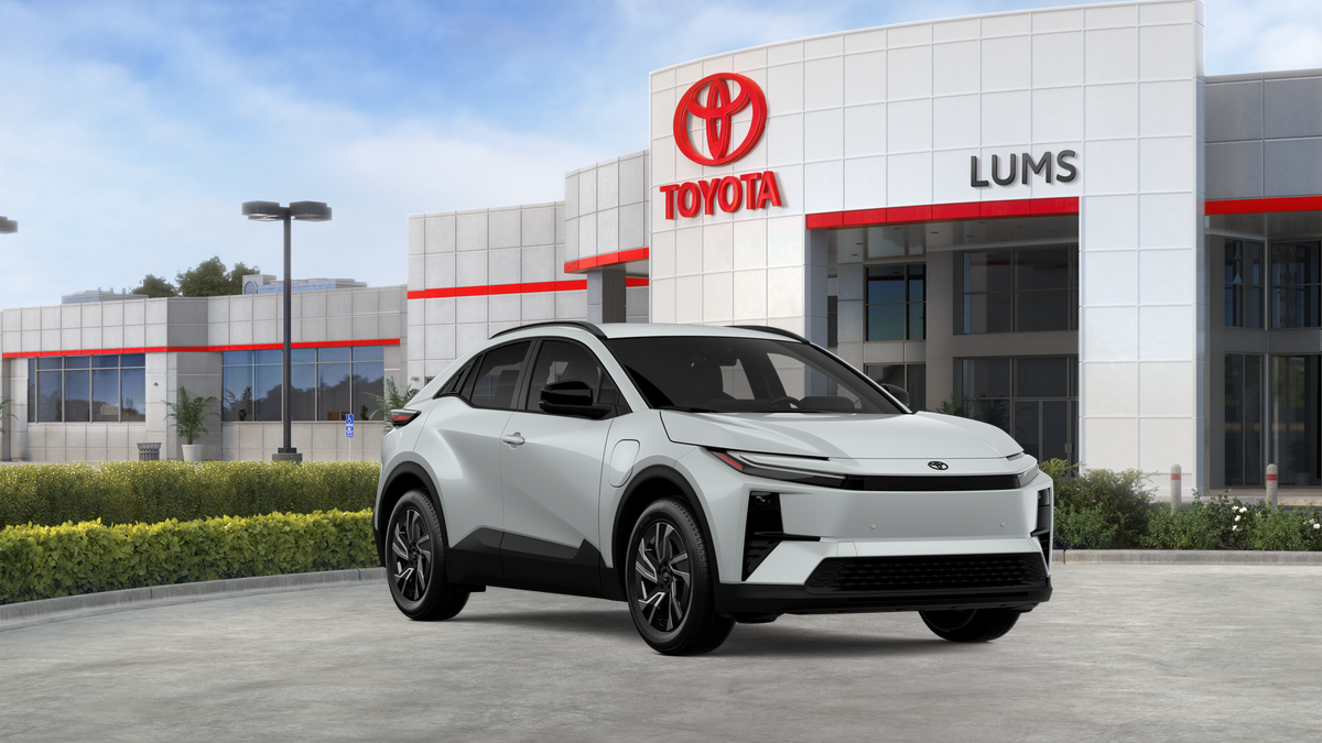 2026 Toyota C-HR Base