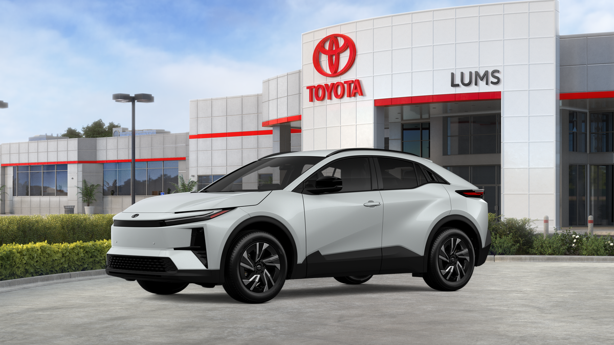 2026 Toyota C-HR Base