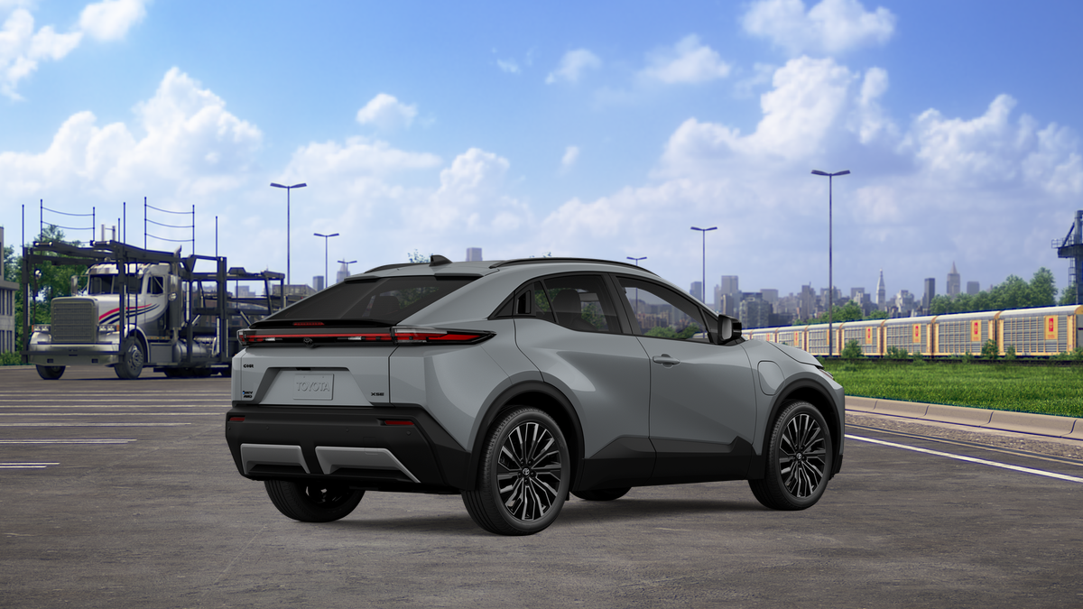 2026 Toyota C-HR Base