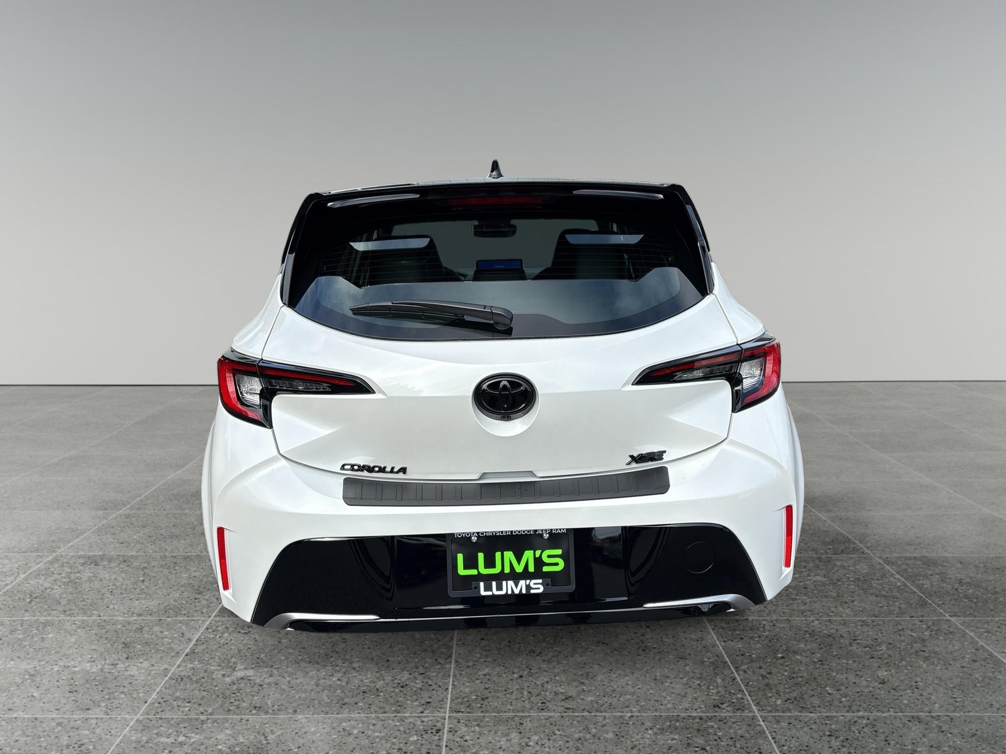2027 Toyota Corolla Hatchback XSE