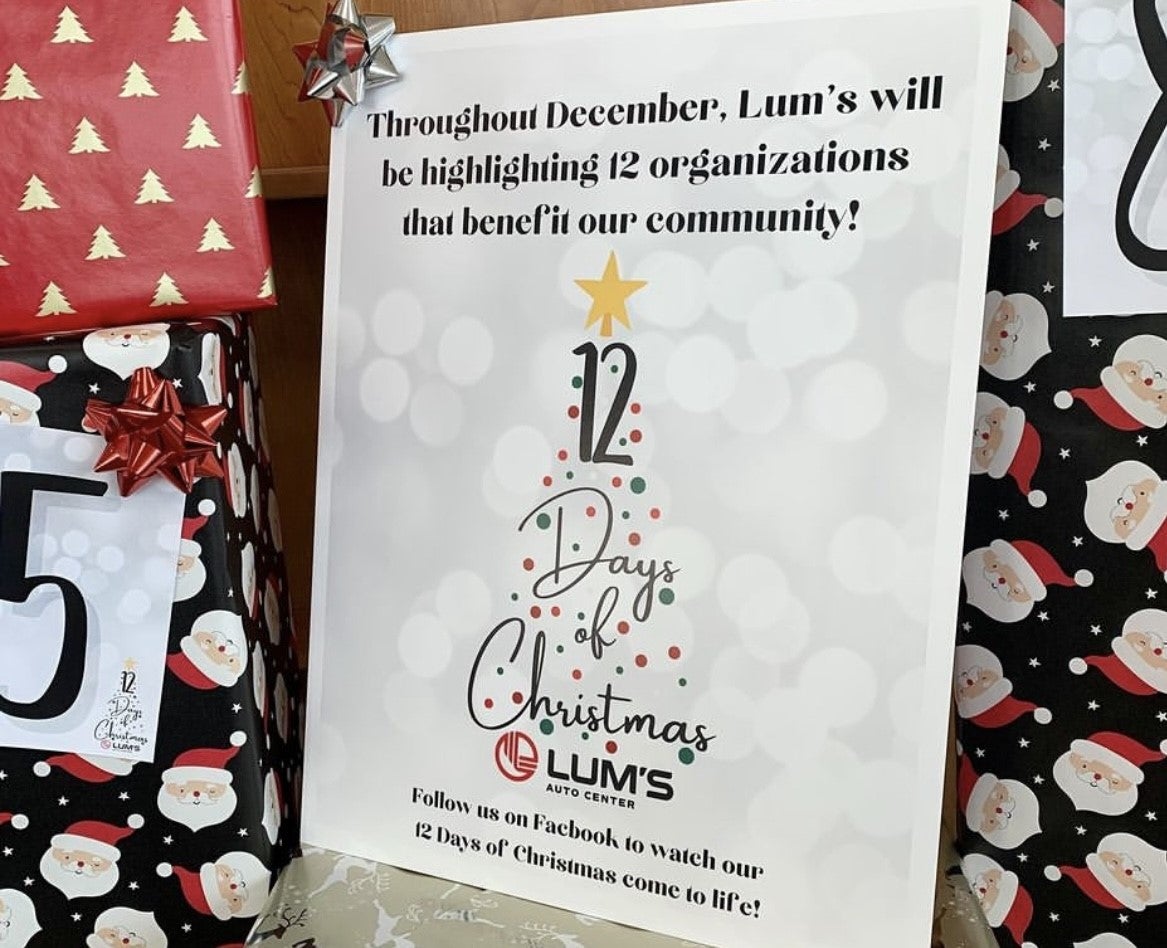 12 Days of Christmas Sign at Lum's Auto Center